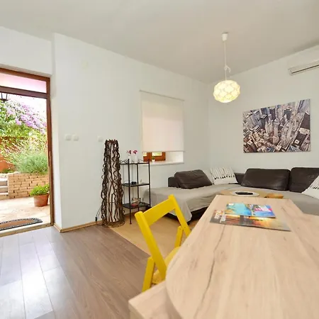 Perović Apartament *