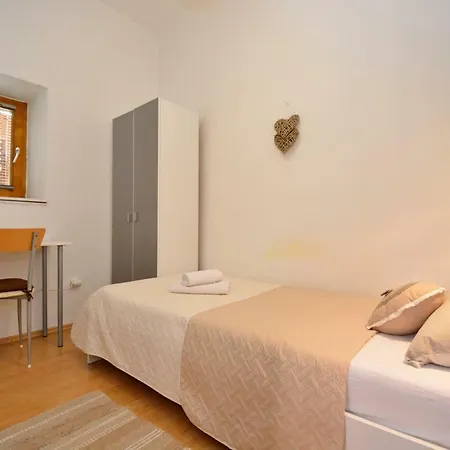 Apartament Perović