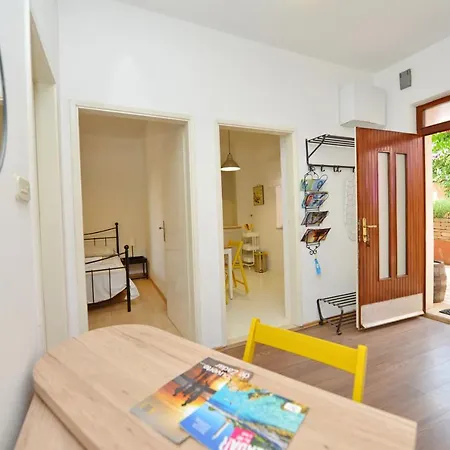Perovic Apartment *