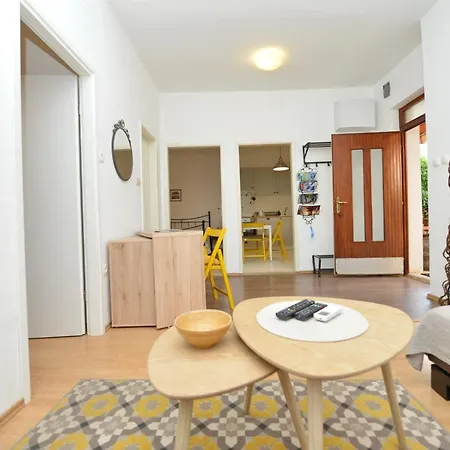 Perovic Apartment Zadar